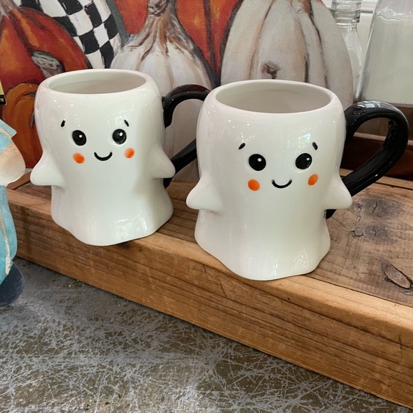 LANG WHITE WHIMSICAL GHOST MUGS NEW 
SET OF 2 - Picture 2 of 6